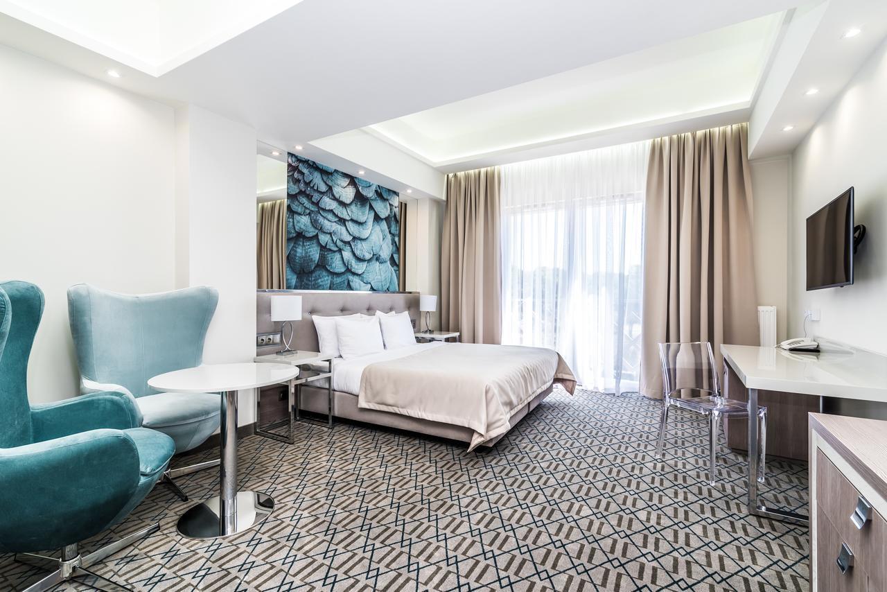 Hotel Atelia Люблин Екстериор снимка